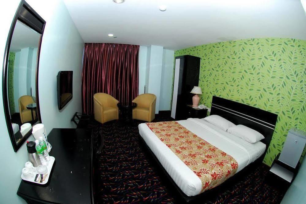 Bluebell Hotel Skudai Dış mekan fotoğraf